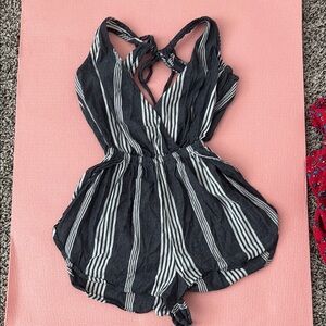 Striped backless Romper in Grey and White